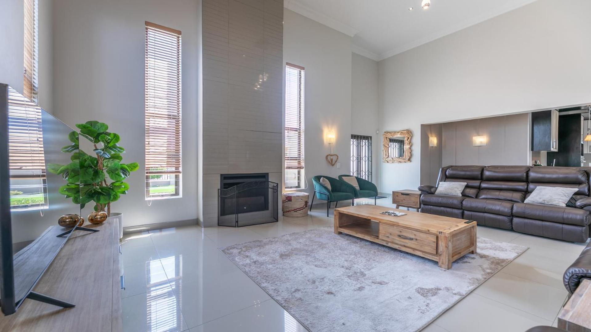 A Cozy Retreat - Feels Like Le Cap